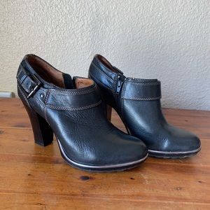 Sofft Willa Bootie Size 7